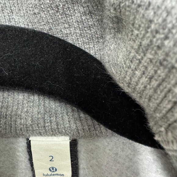 Lululemon 3/4 Length Heavyweight Sweathshirt / Wrap - Picture 2 of 4
